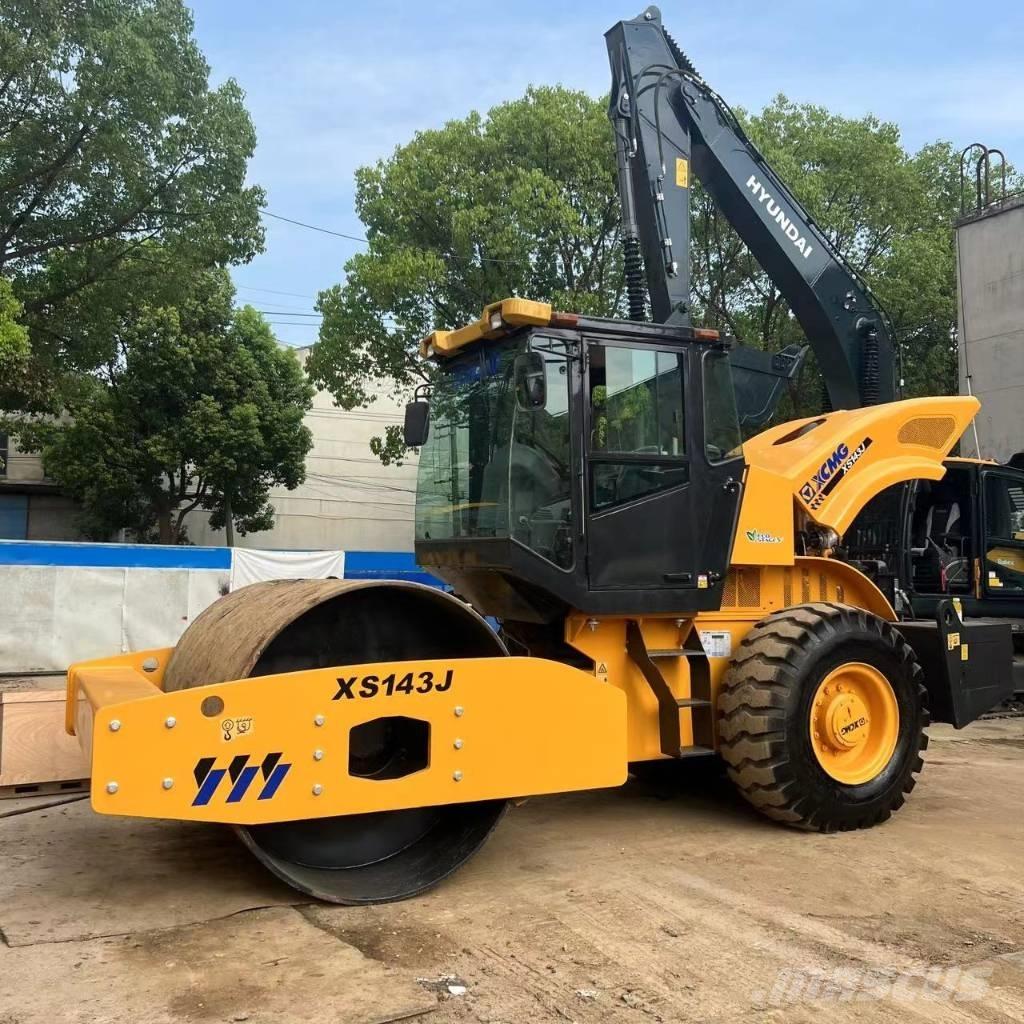 XCMG XS 143 Ühe trumliga rullid