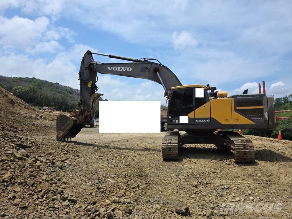 Volvo EC 300 E Roomikekskavaatorid