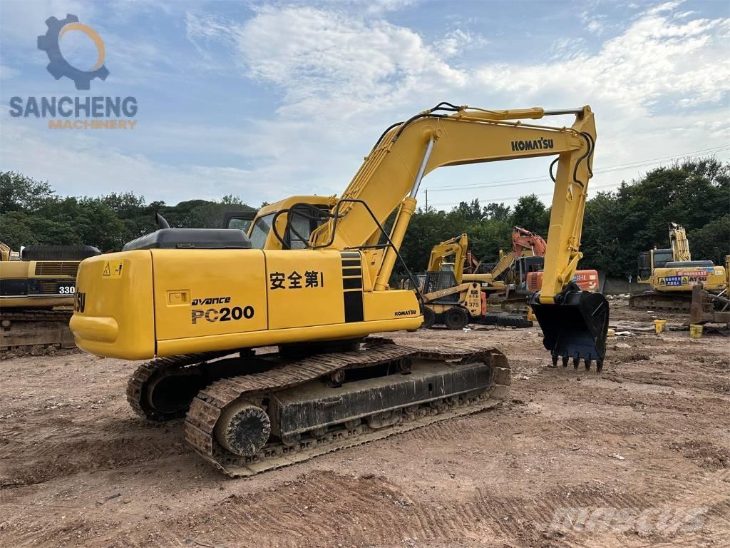 Komatsu PC 200-6 Crawler excavators
