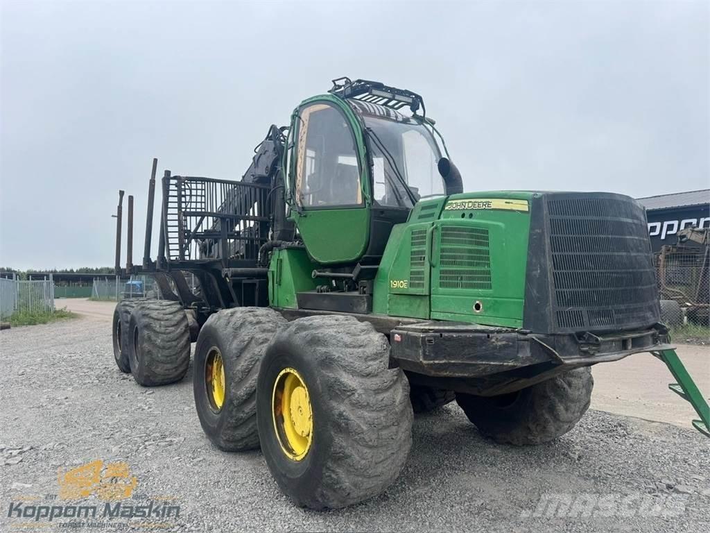 John Deere 1910E Forwarderid