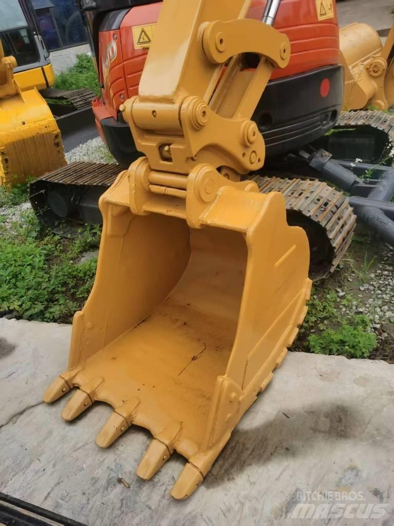 CAT 307.5 Roomikekskavaatorid