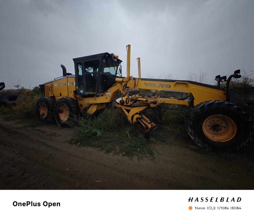  Greder Volvo G710 Mootorid