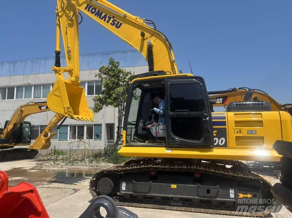 Komatsu PC 200 Roomikekskavaatorid