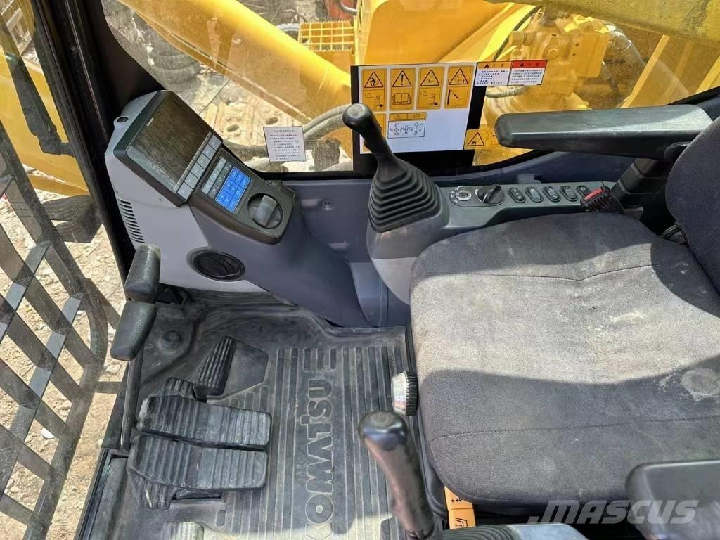Komatsu PC 850-8 Amfiib ekskavaatorid