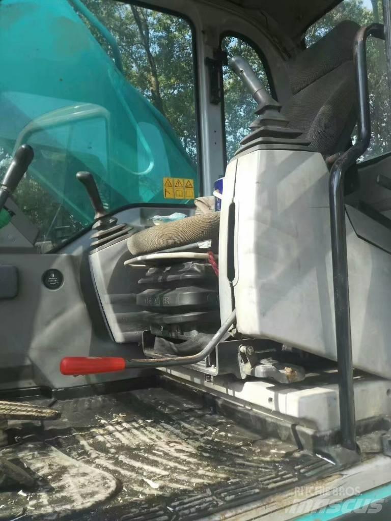 Kobelco SK 330 Roomikekskavaatorid