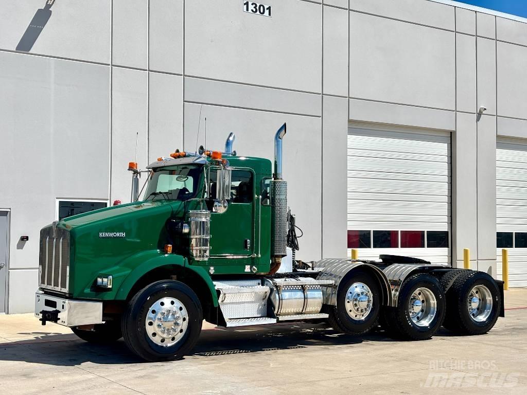 Kenworth T 800 Sadulveokid