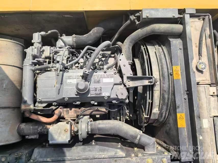 Sumitomo SH200-5 Roomikekskavaatorid