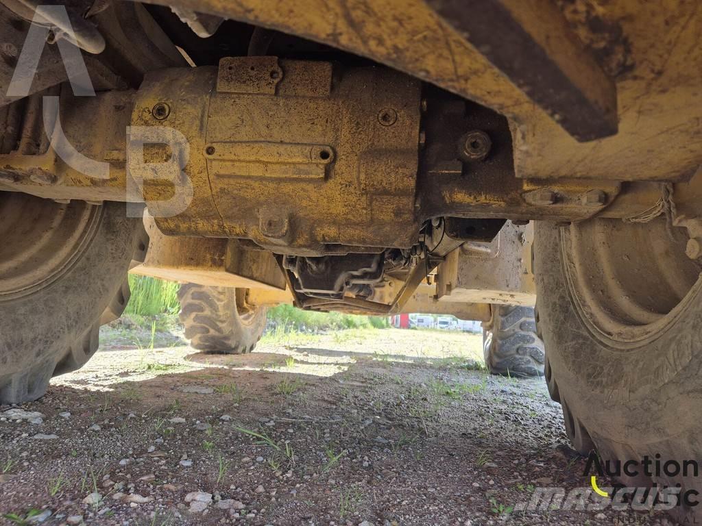CAT 416 E Ekskavaatorlaadurid