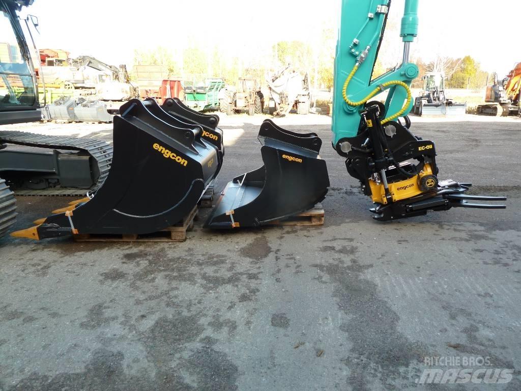 Kobelco SK260LC-11 Roomikekskavaatorid