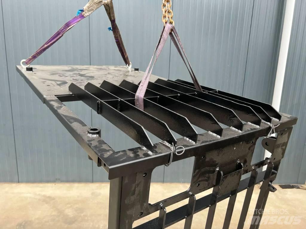CAT 349D Guard Kabiinid
