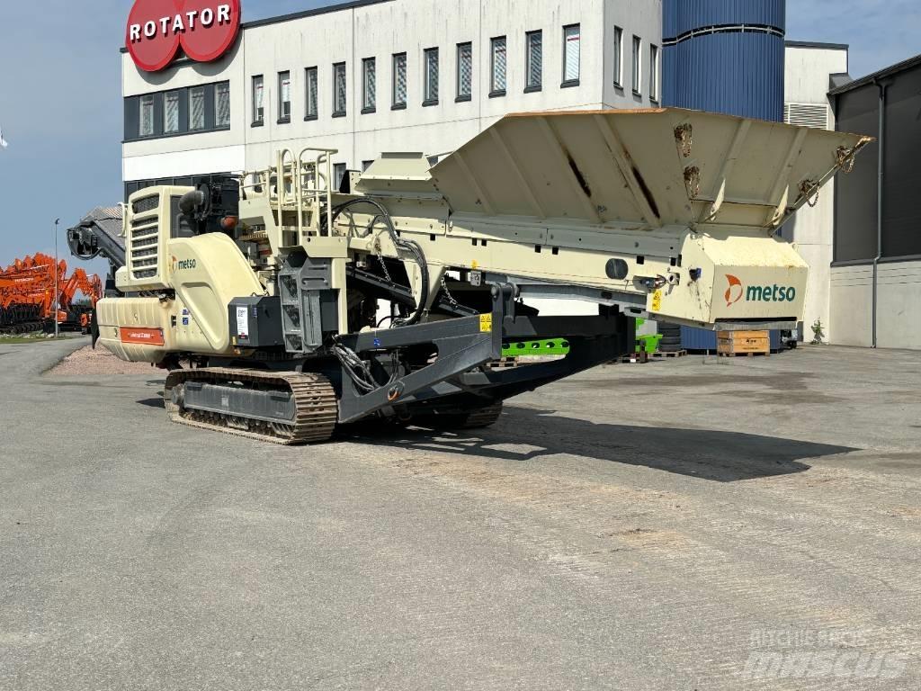 Metso LT 200 HP Iseliikuvad purustid