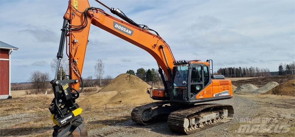 Doosan DX 225 LC-5 Roomikekskavaatorid