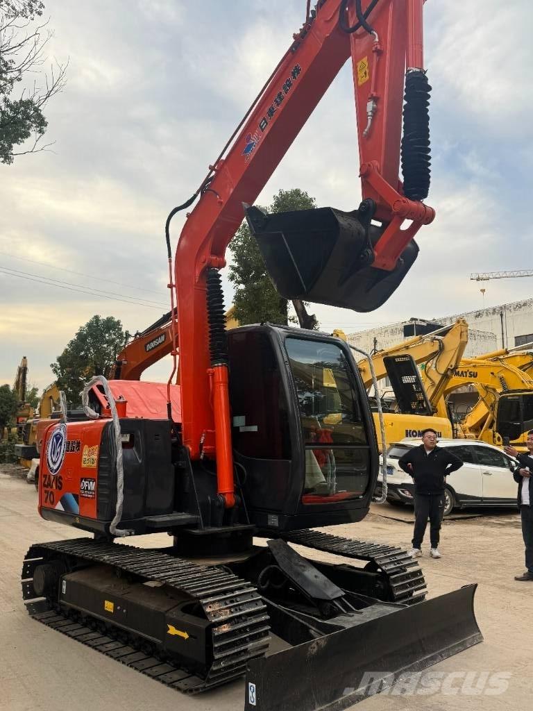 Hitachi ZX 70 Miniekskavaatorid < 7 t