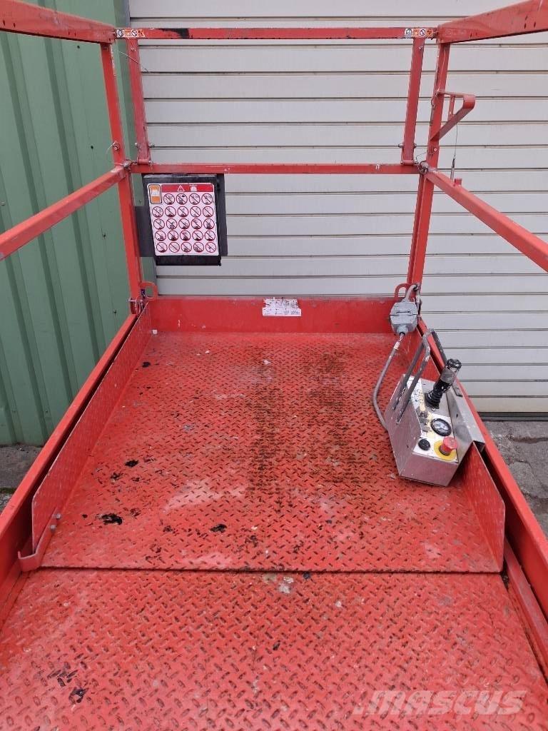 SkyJack SJ III 4632 Käärtõstukid