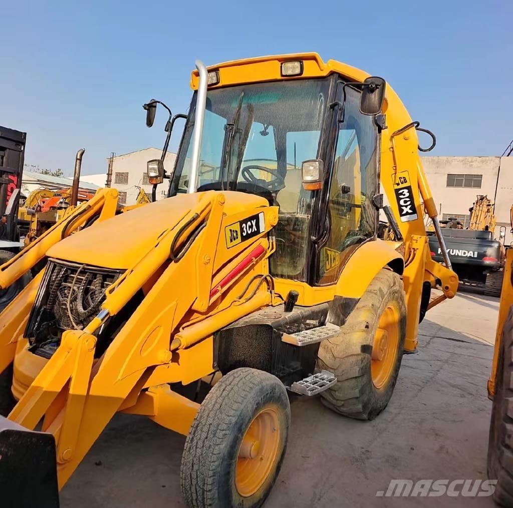 JCB 3 CX Ekskavaatorlaadurid