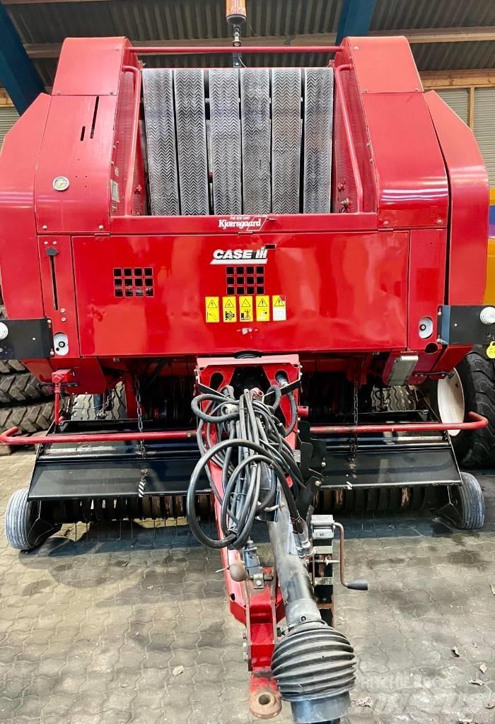 Case IH RBX 463 Ruloonpressid
