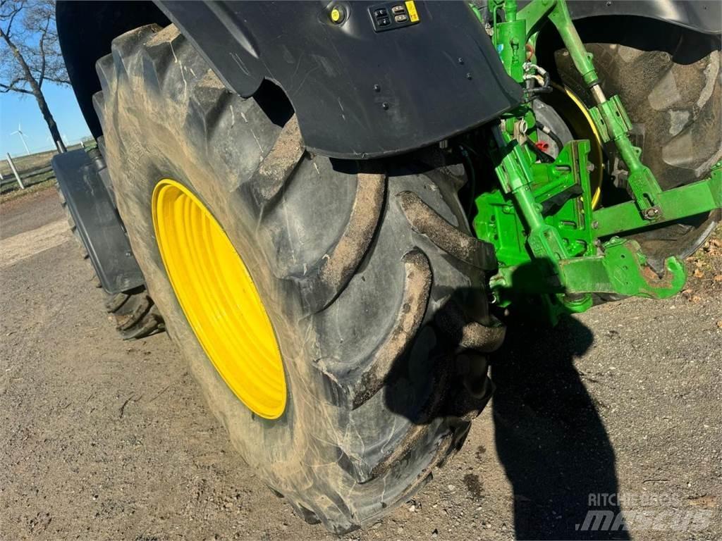 John Deere 6230R Traktorid
