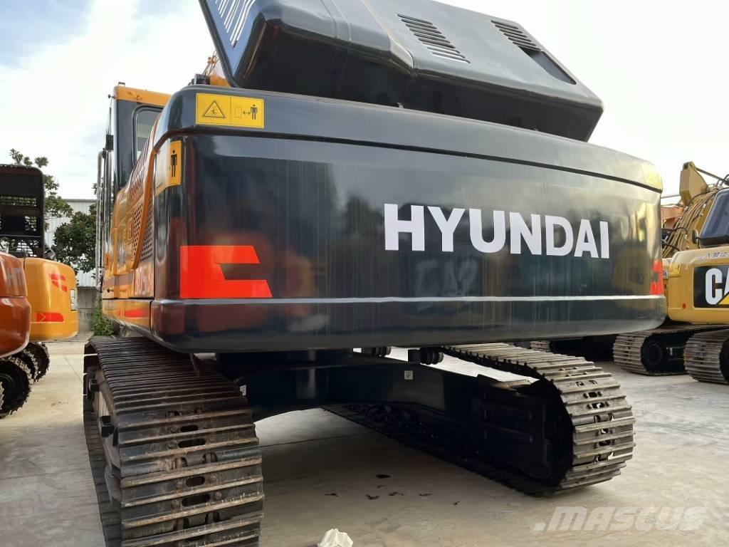 Hyundai 305 LC-9T Roomikekskavaatorid