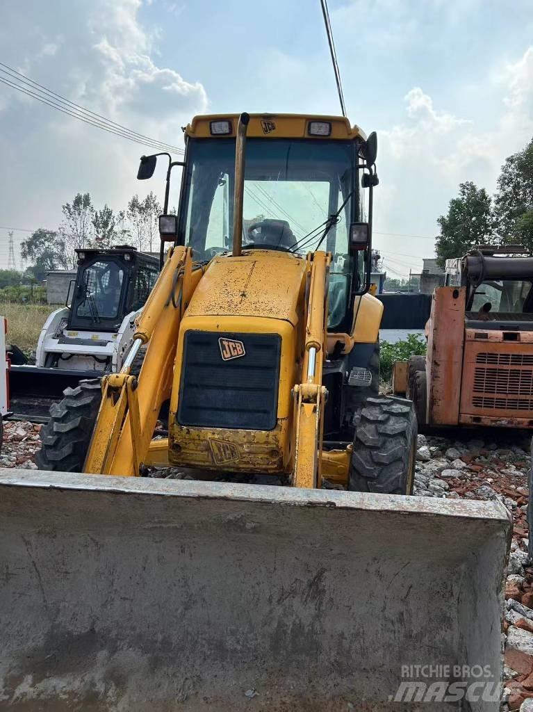 JCB 3 CX Ekskavaatorlaadurid