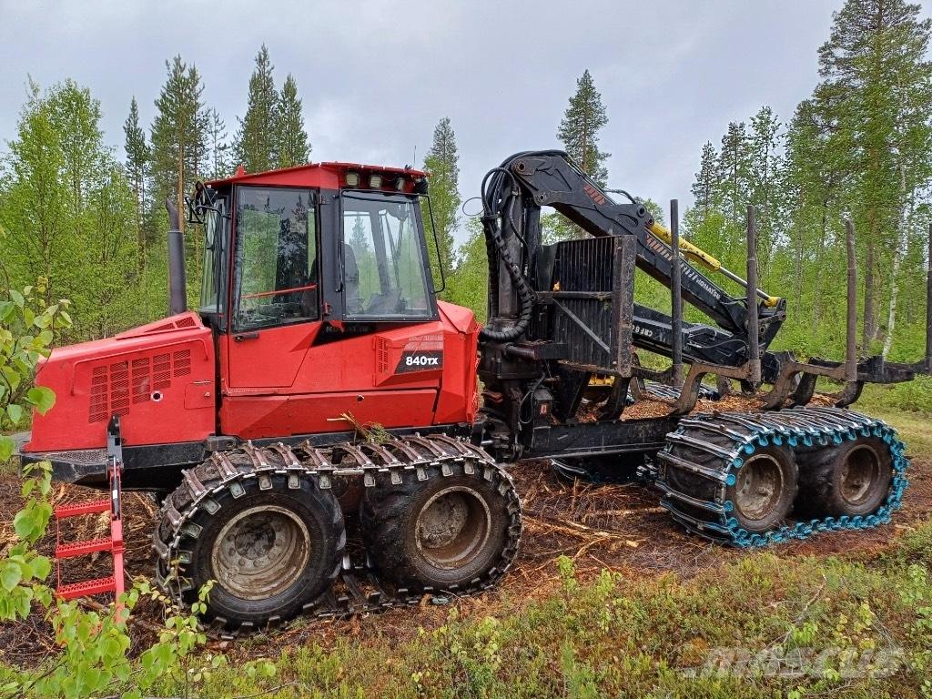 Komatsu 840 TX Forwarderid
