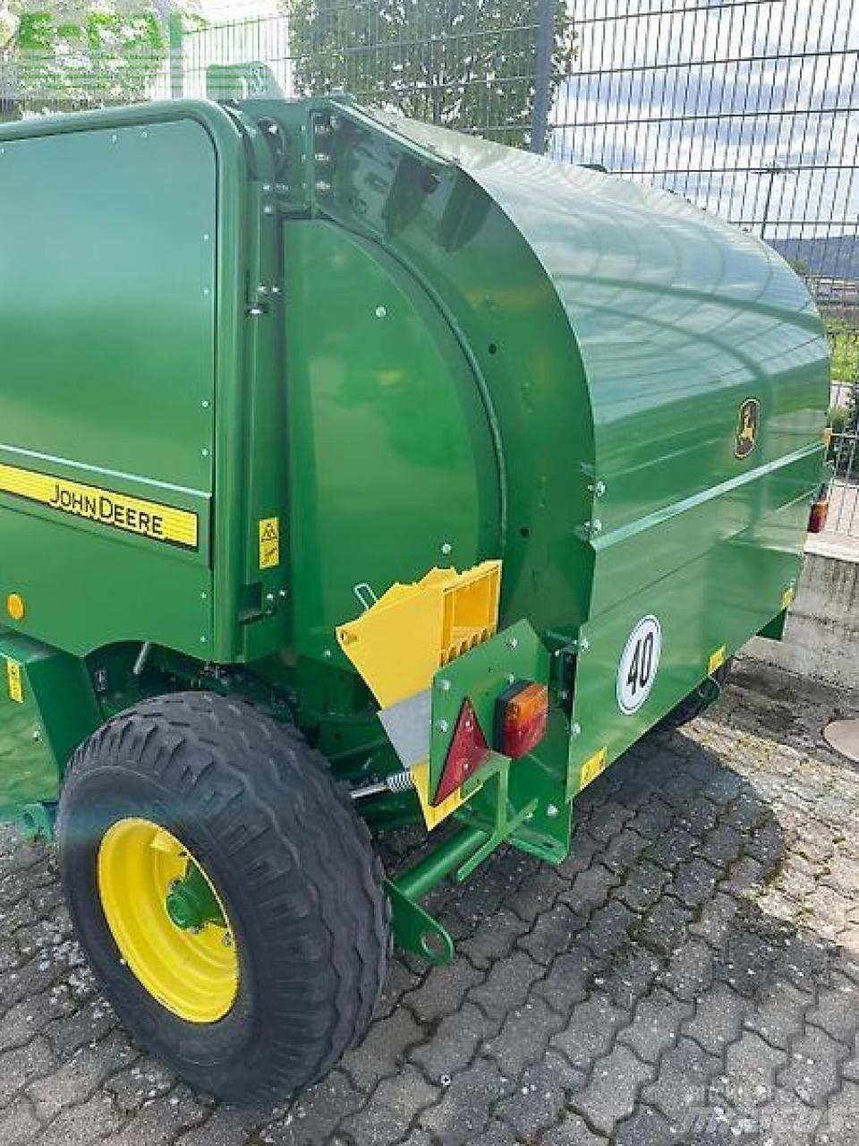 John Deere f440e Heinapressid