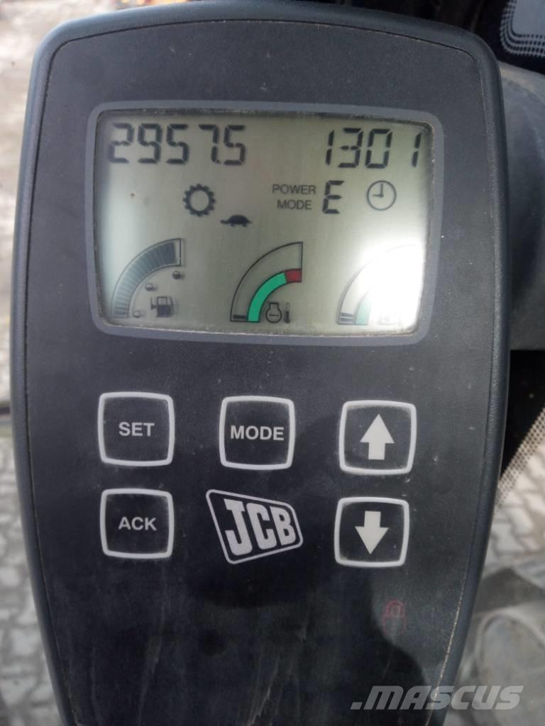 JCB JS200 Roomikekskavaatorid