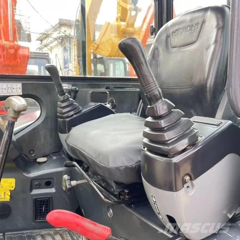 Hitachi ZX50U Miniekskavaatorid < 7 t