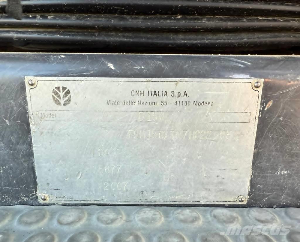 New Holland D 150 Buldooserid