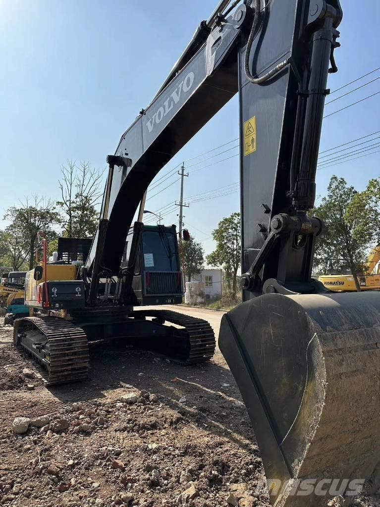Volvo EC290 Roomikekskavaatorid