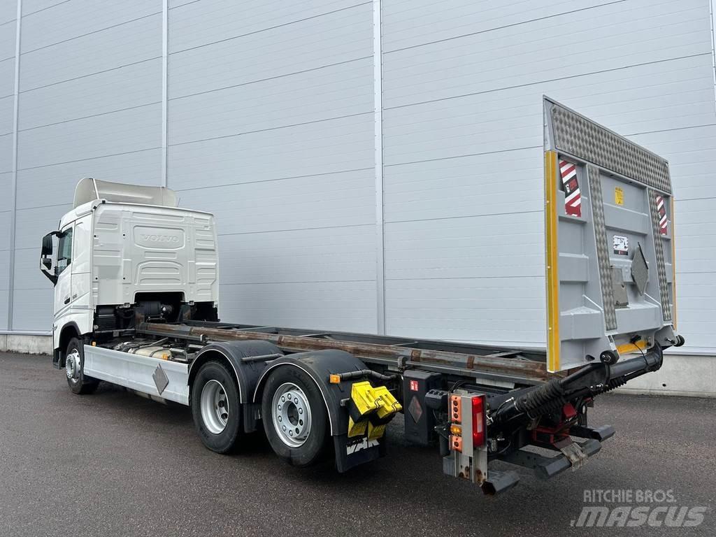 Volvo FH Trossüsteemiga vahetuskere veokid