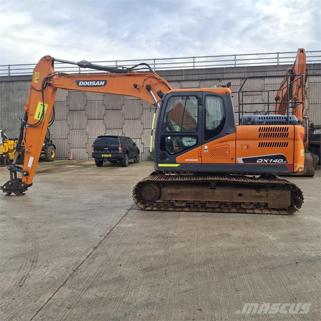 Doosan DX140LC Roomikekskavaatorid