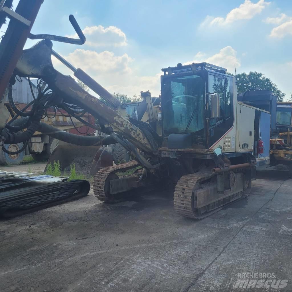 Atlas Copco CM 780 D Vertikaalsed puurmasinad