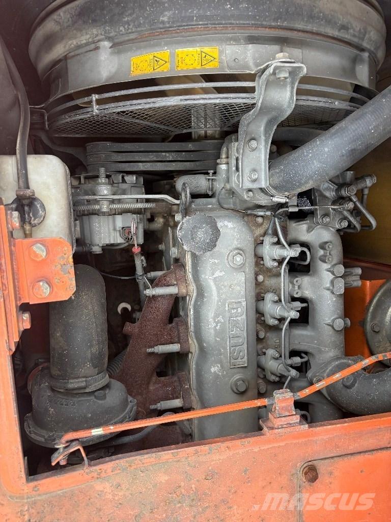 Hitachi EG 70 R Roomikkallurid