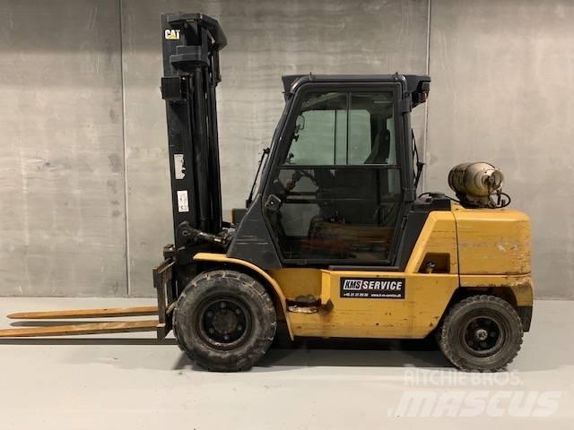 CAT GP45K-400ZT Gaasitõstukid