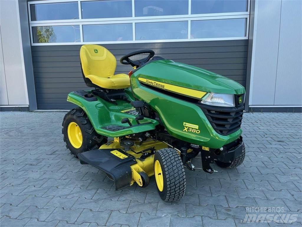 John Deere X380 Greeni niidukid