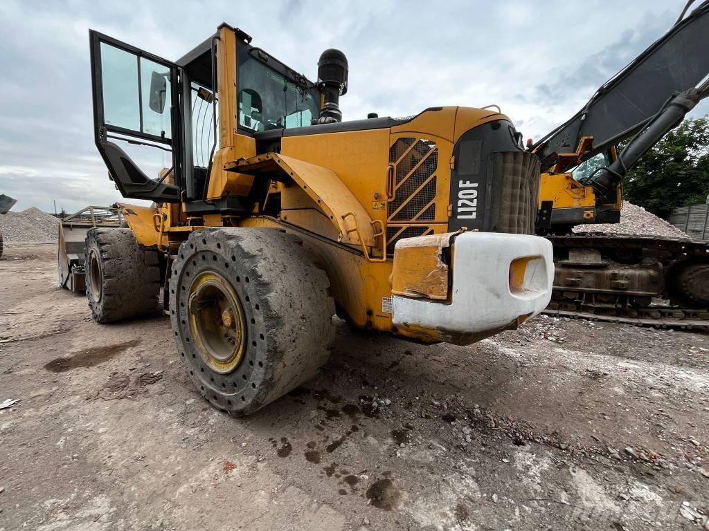Volvo L 120 F Rataslaadurid