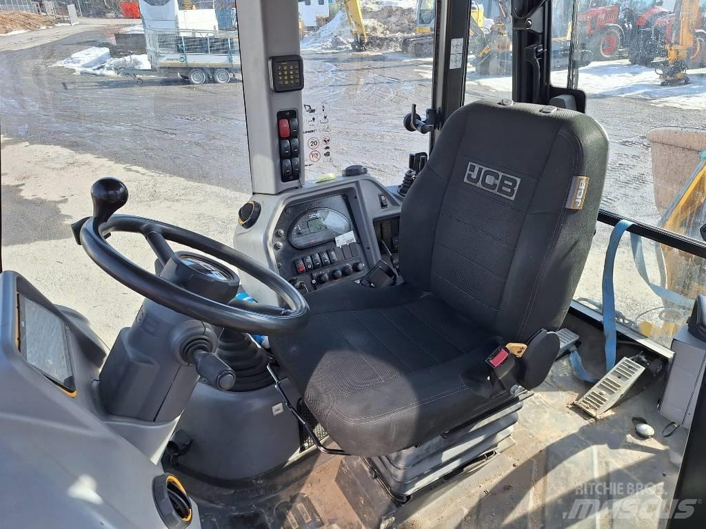 JCB 3 CXE Compact Ekskavaatorlaadurid