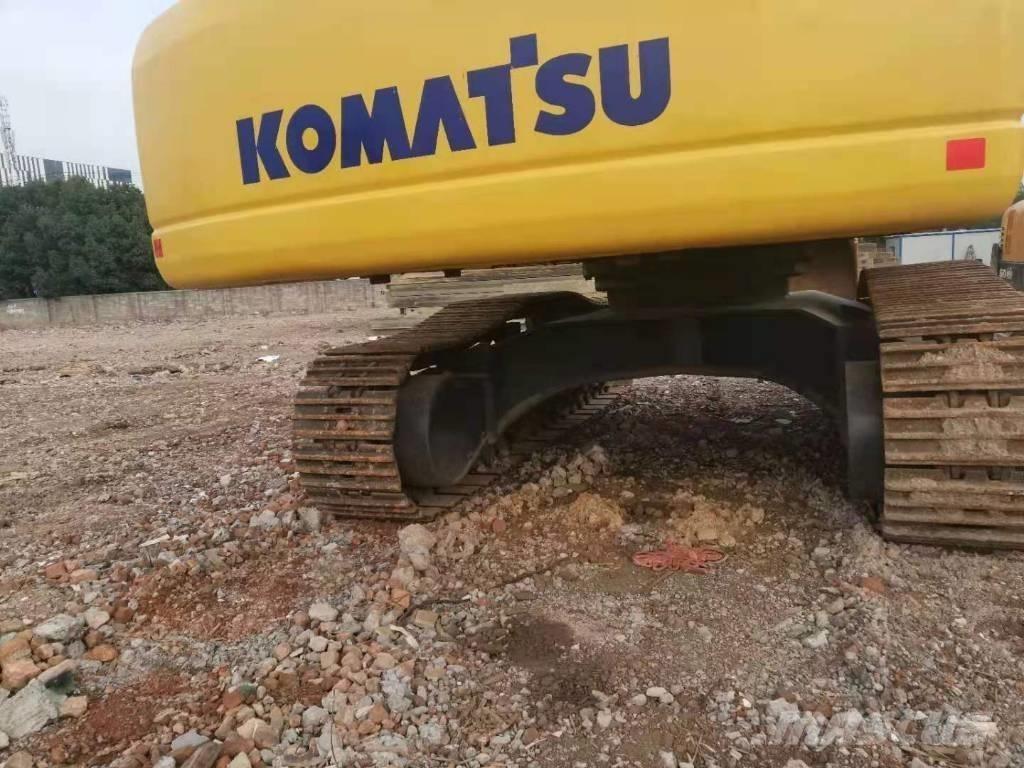 Komatsu Komatsu Roomikekskavaatorid
