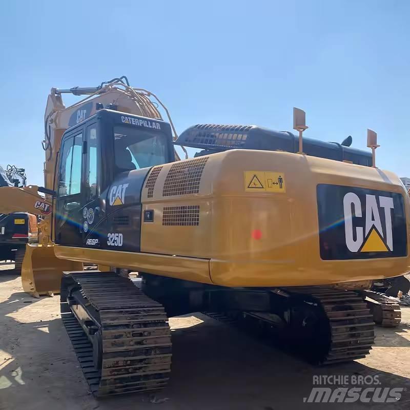 CAT 325 D Roomikekskavaatorid