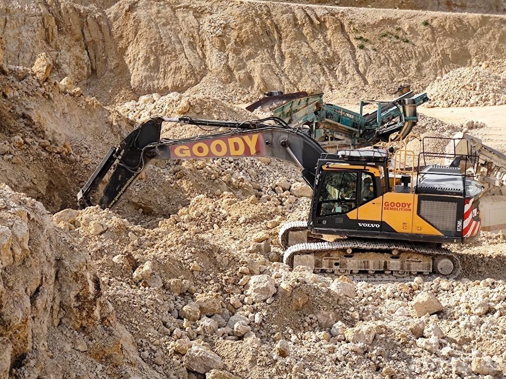 Volvo EC 250 EL Roomikekskavaatorid