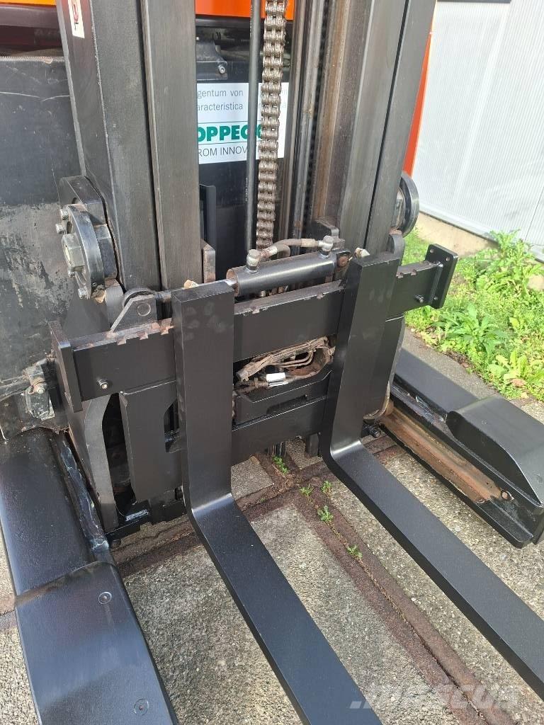 BT RR E 140 Lükandmastiga tõstukid