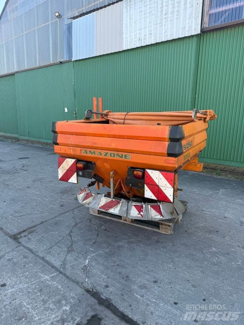 Amazone ZA XS Liivapuisturid ja soolapuisturid