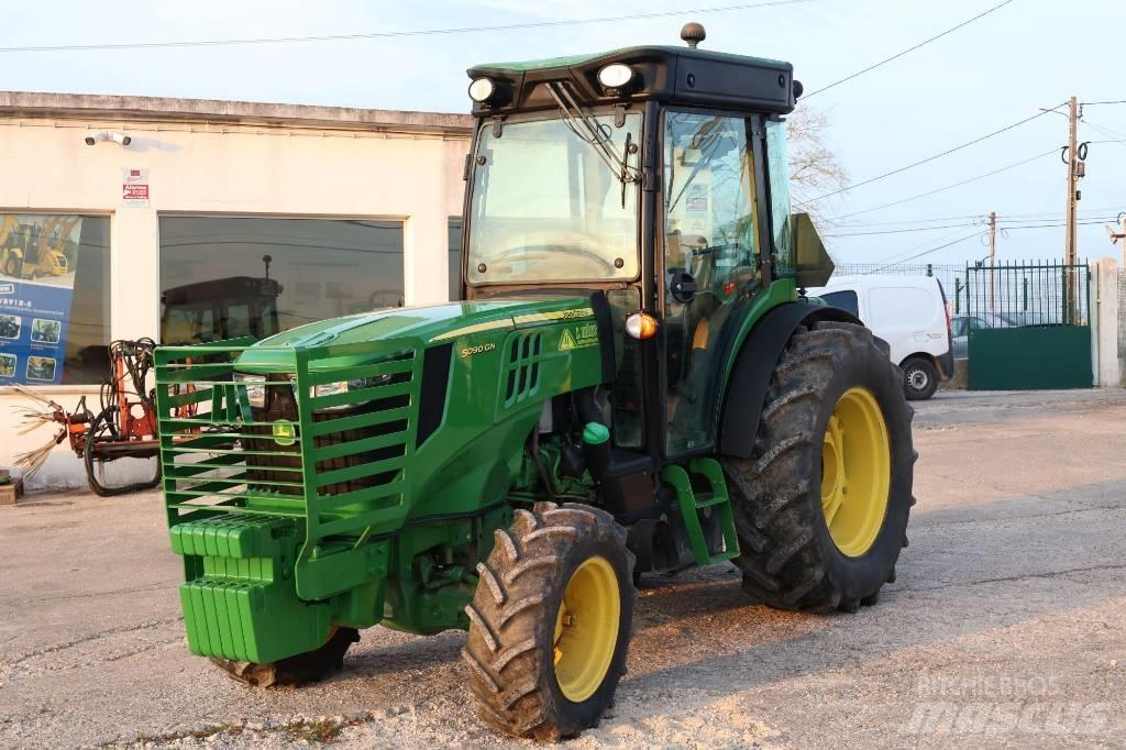 John Deere 5090 GN Traktorid