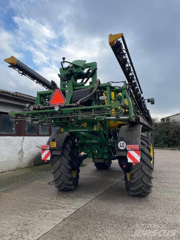 John Deere R 4150 i Iseliikuvad pritsid