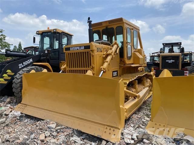 CAT D 7 G Buldooserid