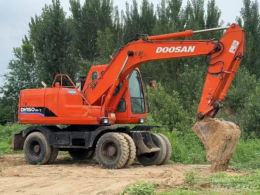 Doosan DH 150 W-7 Ratasekskavaatorid