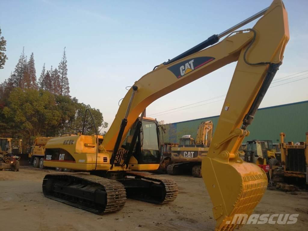 CAT 320C Roomikekskavaatorid