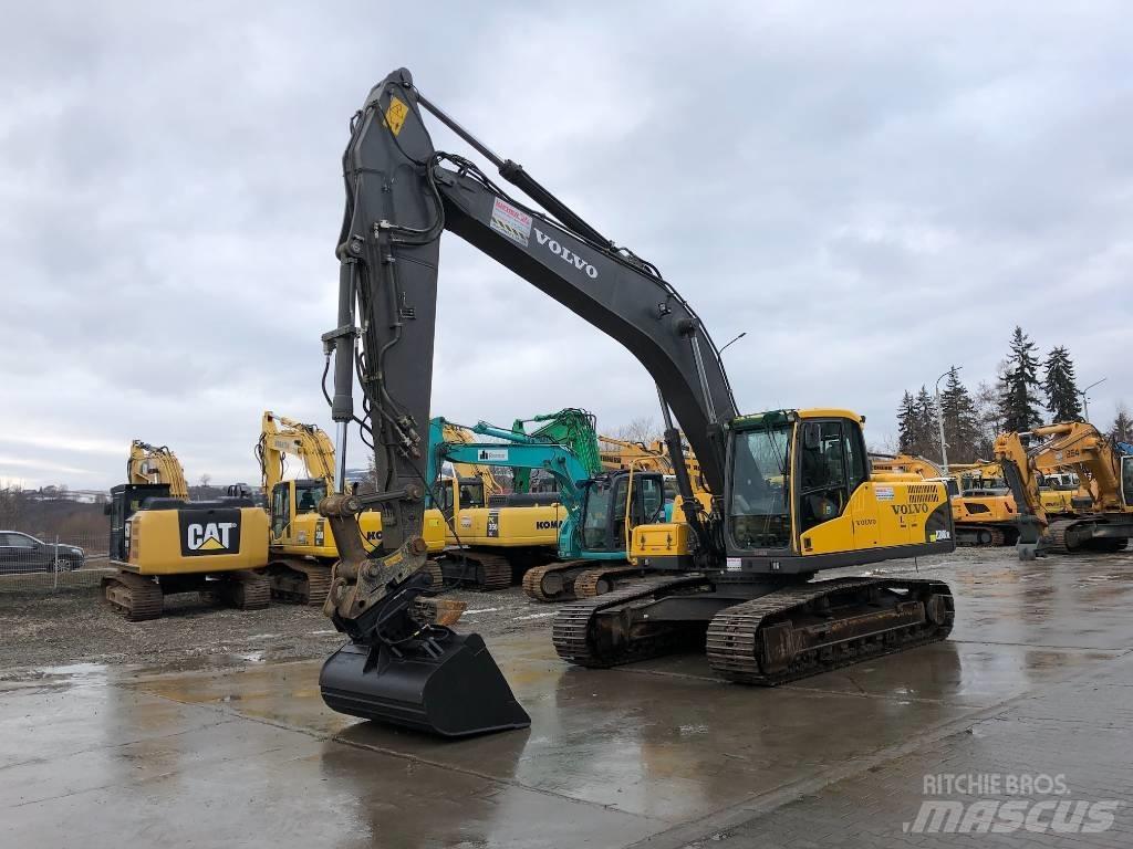 Volvo EC 240 C N L Roomikekskavaatorid