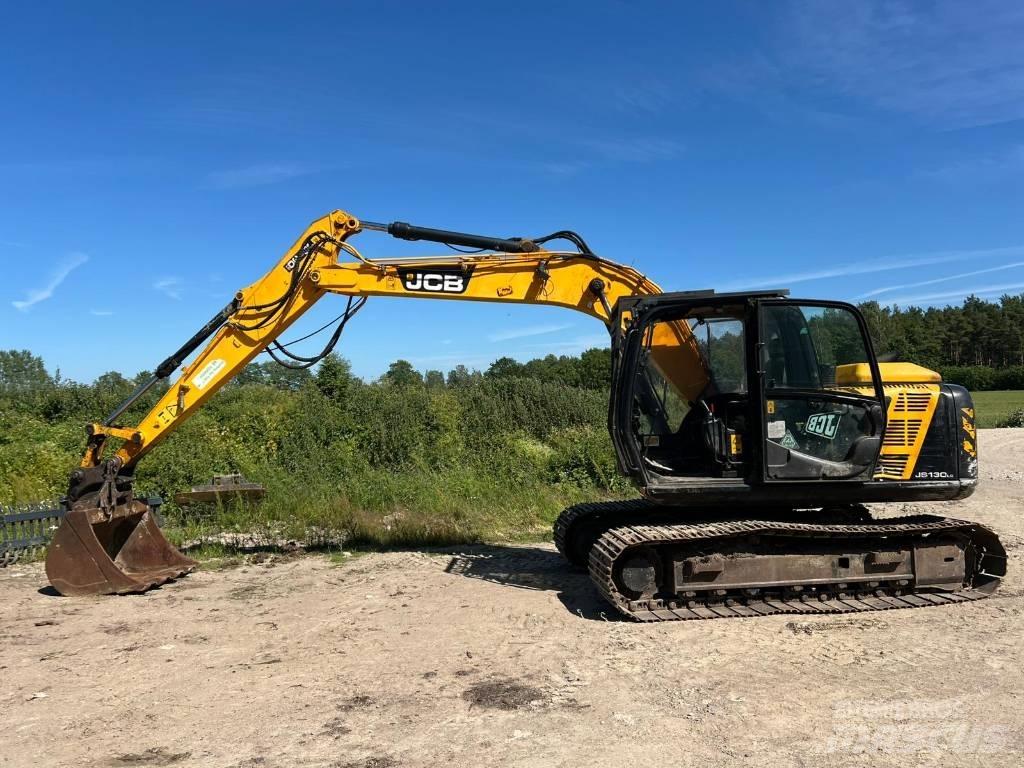 JCB JS 130 LC Roomikekskavaatorid