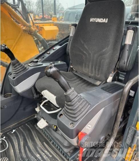 Hyundai HX 220 L Roomikekskavaatorid